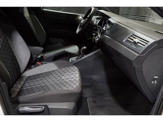 Volkswagen Taigo 1.5 TSI DSG IQ.Drive R-Line