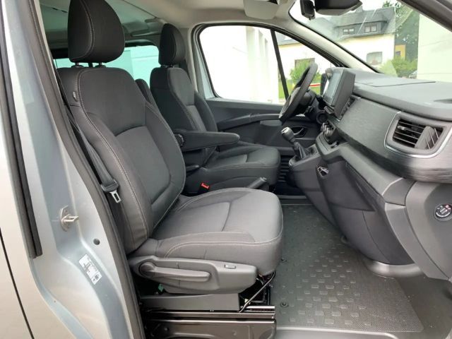 Renault Trafic Evolution Grand dCi 150