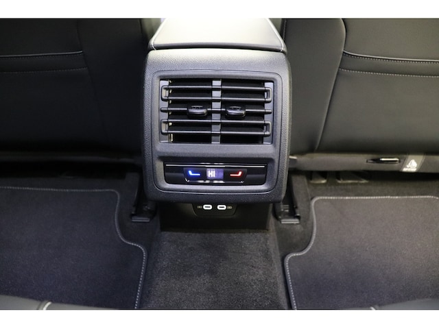 Volkswagen Golf 1.5 eTSI