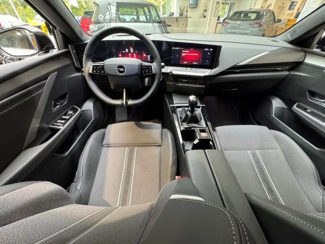 Opel Astra business+