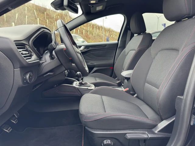 Ford Focus Limited ST Line