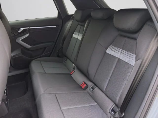 Audi A3 30 TFSI Sedan Sportback