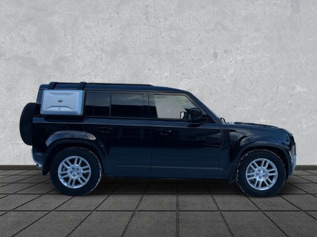Land Rover Defender 110 D300 S