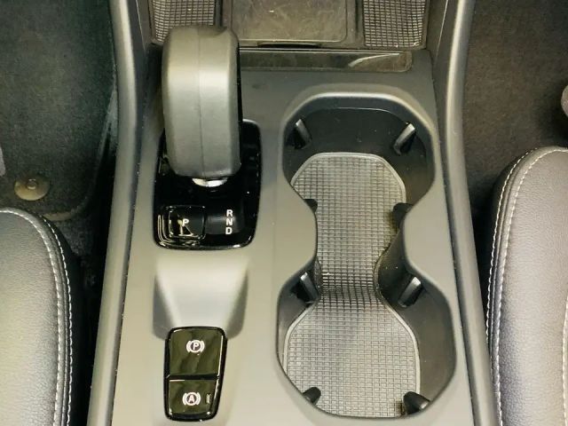 Volvo XC40 B3 B Aut Leder Navi BLIS ACC PILOT 360° Pix