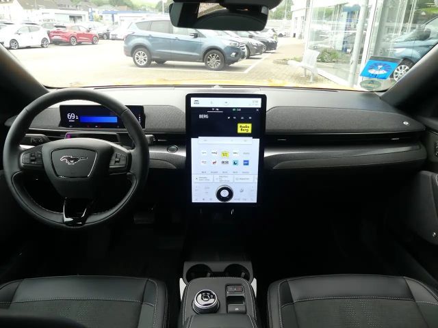 Ford Mustang Mach-E AWD GT