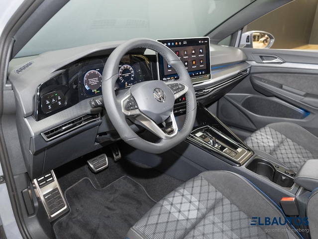 Volkswagen Golf Golf 1,5     R-L  BT110eTSID7F