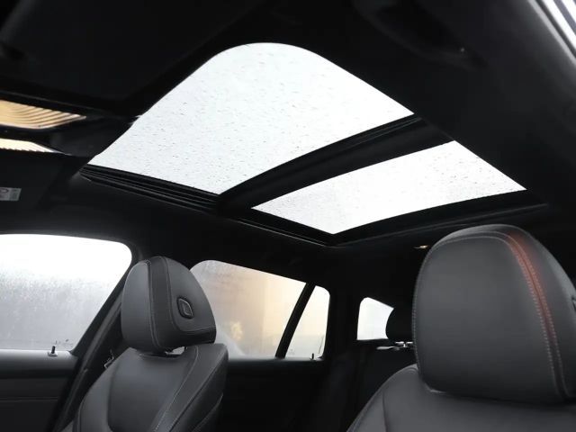 BMW 330 330i M-Sport Touring xDrive