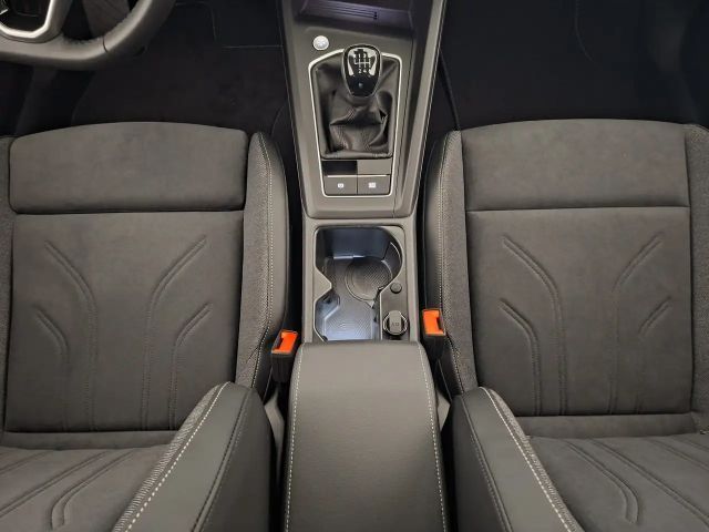 Volkswagen Golf Rabbit TSI