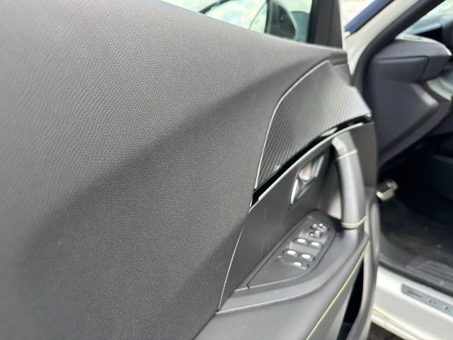 Peugeot E-2008 GT-Line