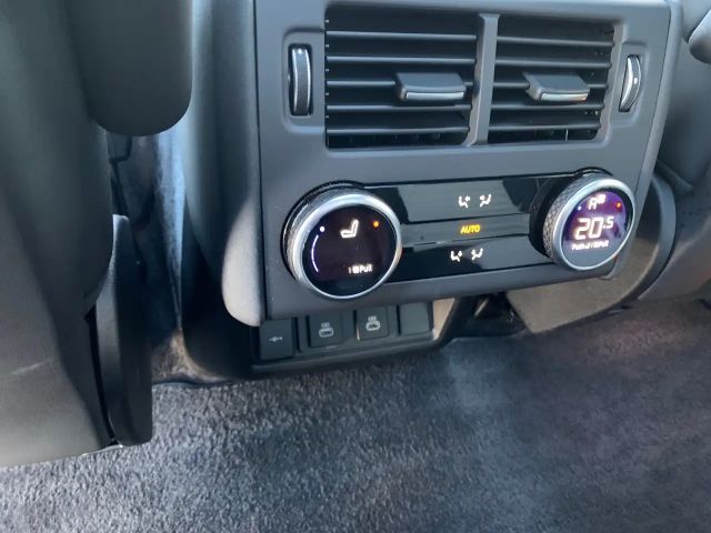 Land Rover Discovery Dynamic HSE R-Dynamic