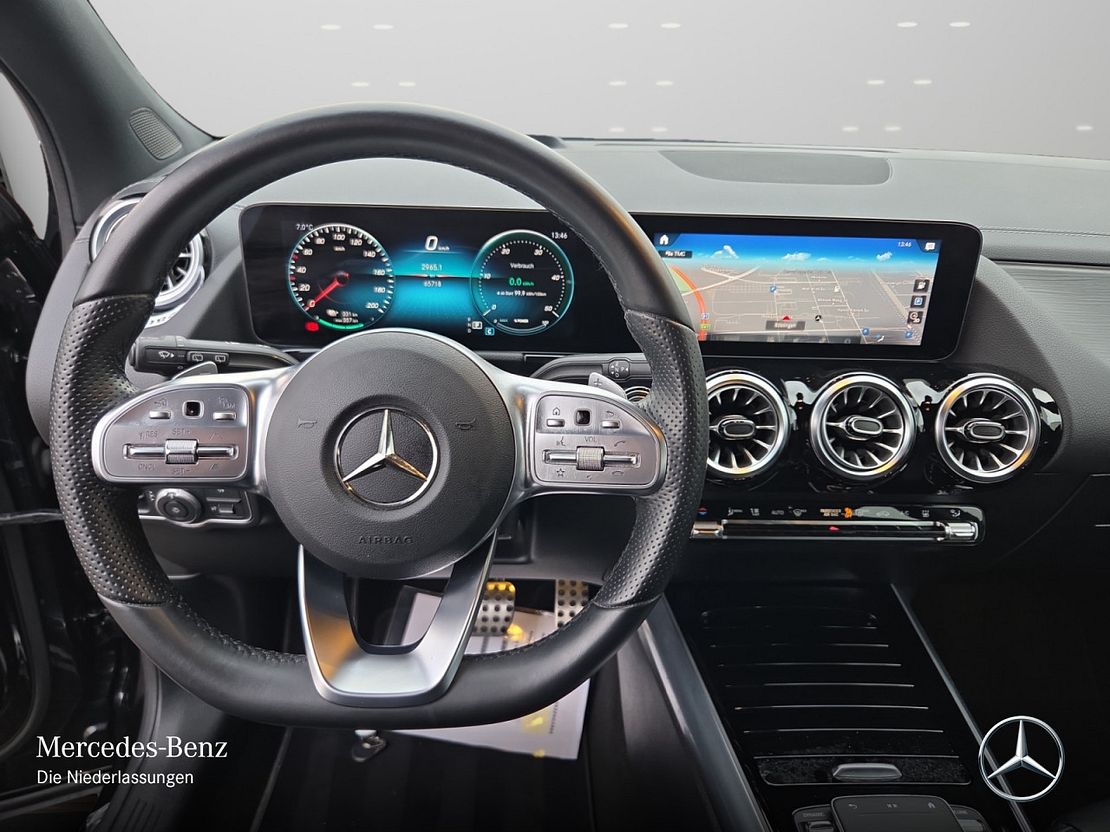 Mercedes-Benz EQA 300 4MATIC