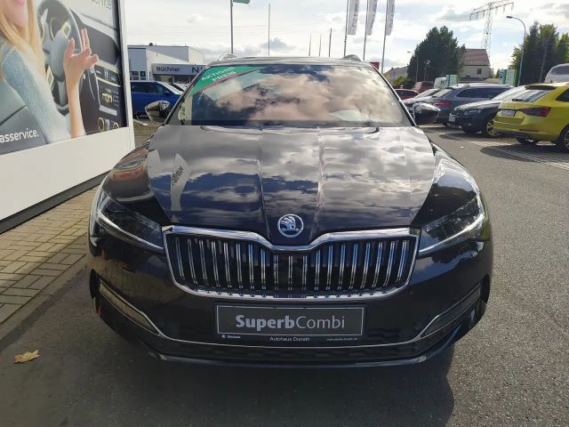 Skoda Superb 2.0 TDI Combi Style Style