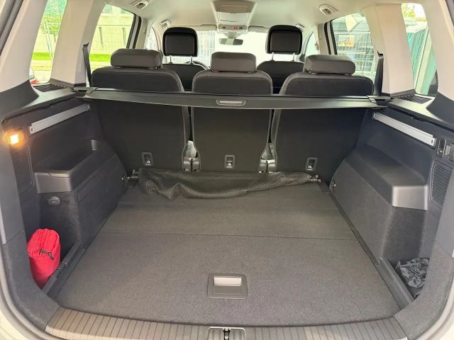 Volkswagen Touran DSG Highline