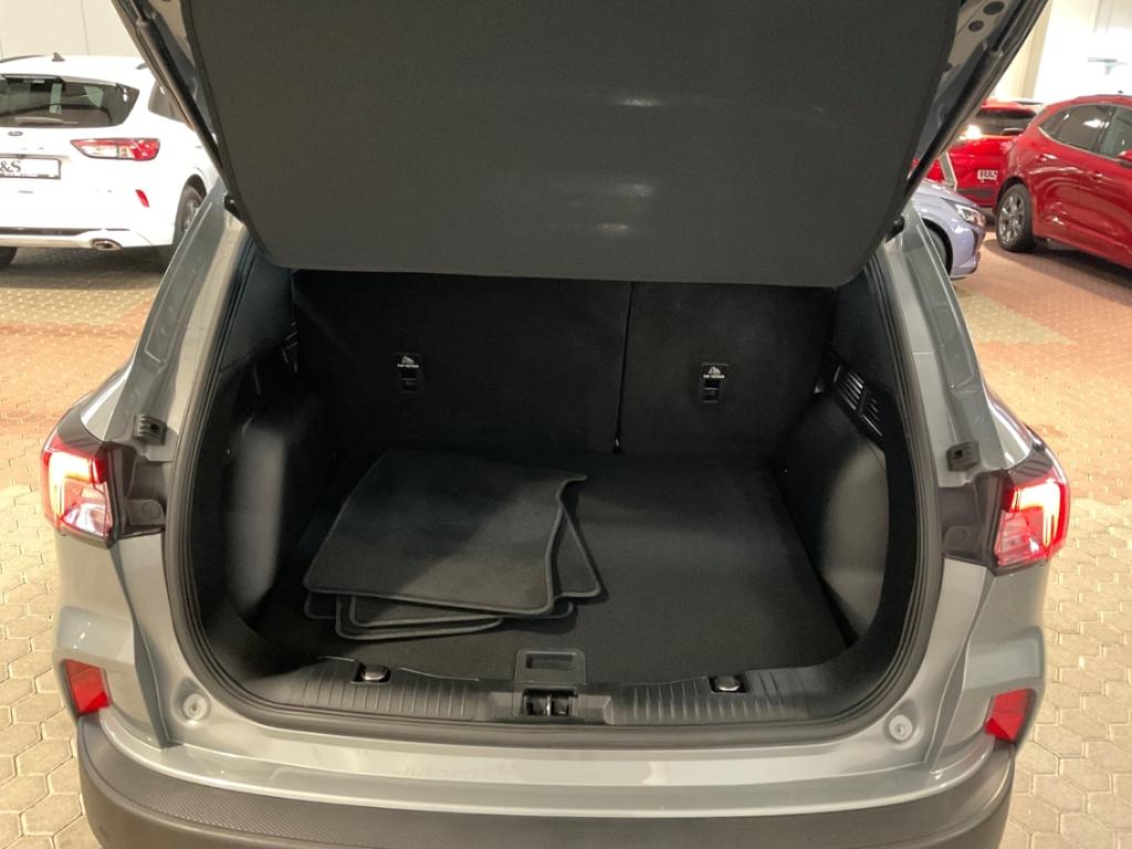 Ford Kuga Plug in Hybrid Titanium