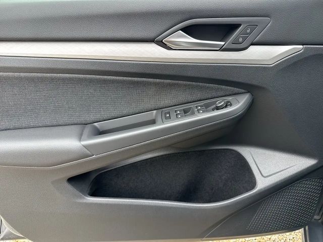 Volkswagen Golf DSG Life Variant