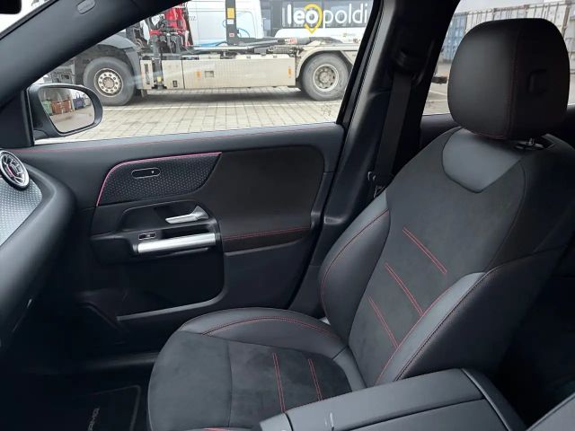 Mercedes-Benz EQA 350 4MATIC AMG Line