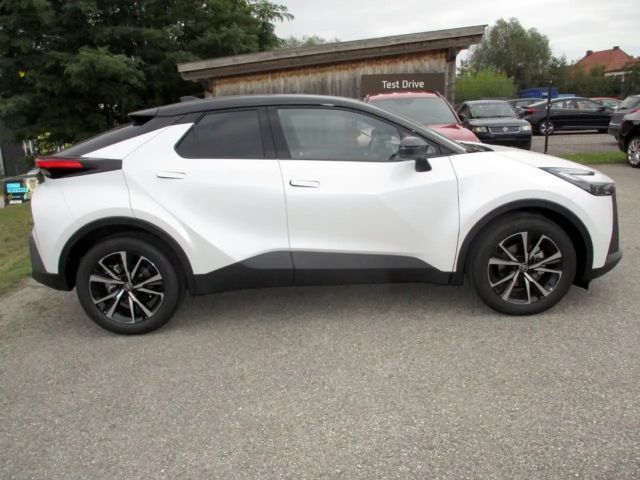 Toyota C-HR Active