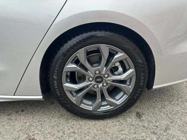 Ford Focus EcoBoost ST Line Wagon