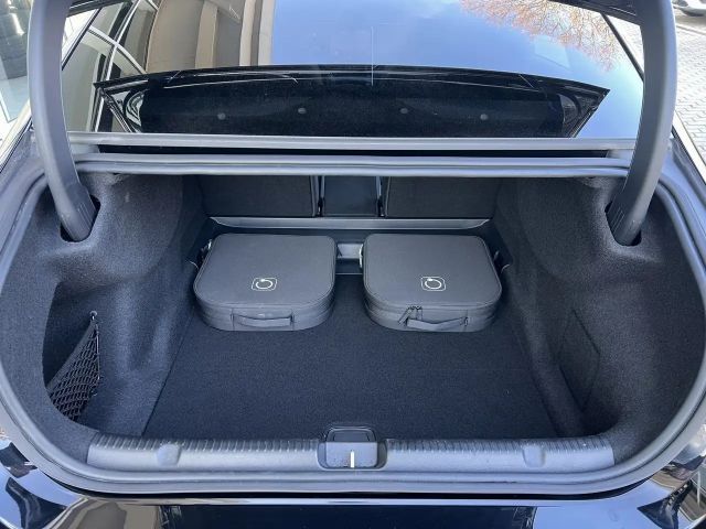 Mercedes-Benz EQE 300 AMG Line Sedan