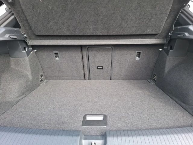 Volkswagen T-Roc R 4M Matrix Navi Akrapovic Pano AID ACC RFK 19"