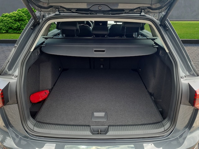 Volkswagen Golf 1.5 eTSI Golf VIII Variant