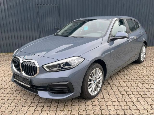 BMW 116 116i 5-deurs Sedan