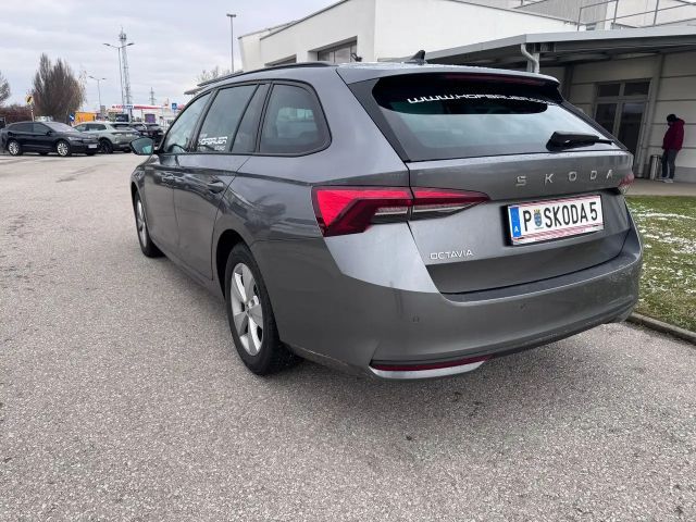 Skoda Octavia Essence TSI