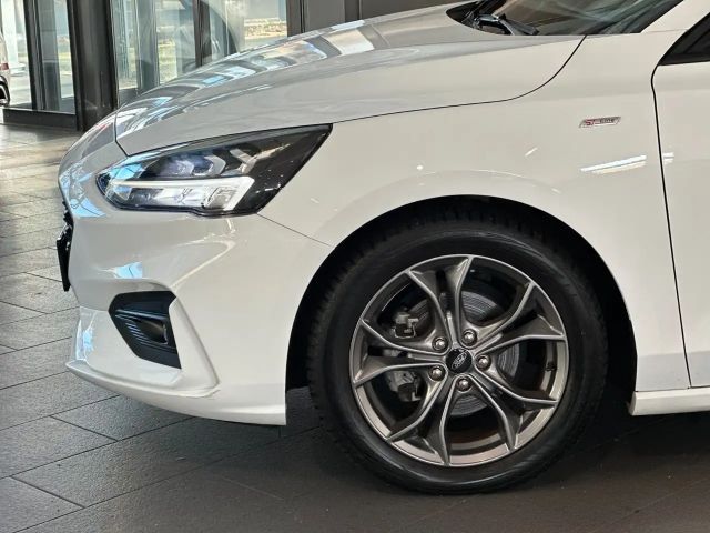 Ford Focus Limited ST Line