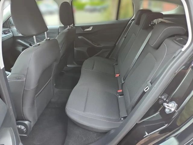 Ford Focus EcoBoost Titanium Wagon