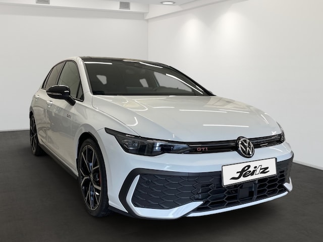 Volkswagen Golf 2.0 TSI Golf VIII