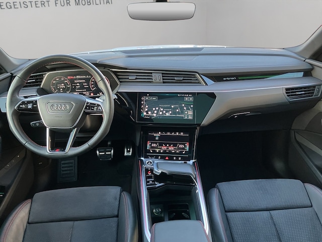 Audi Q8 e-tron 55 Quattro S-Line