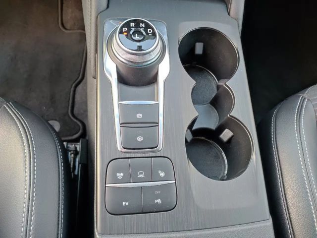 Ford Kuga Plug in Hybrid Titanium X