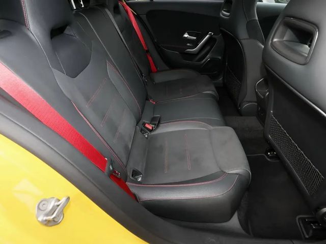 Mercedes-Benz A 35 AMG 4MATIC AMG Line