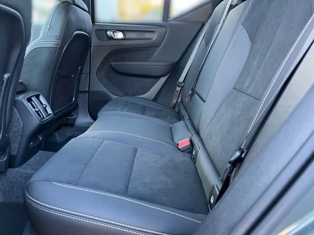 Volvo XC40 Dark Plus