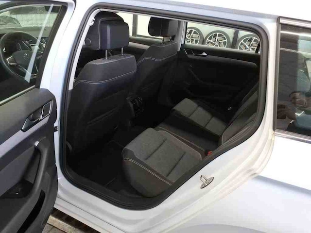 Volkswagen Passat 2.0 TDI Business DSG Variant
