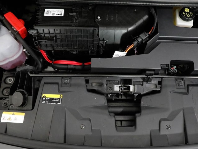 Cupra Born Born 62kW ACC Wärmepumpe Kamera SHZ Pano CarPlay