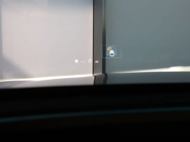 Mercedes-Benz E 200 AMG Line Sedan