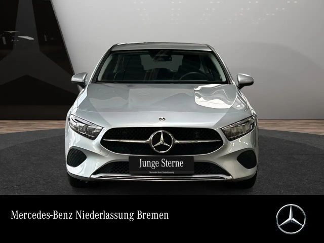 Mercedes-Benz A 200 Progressive