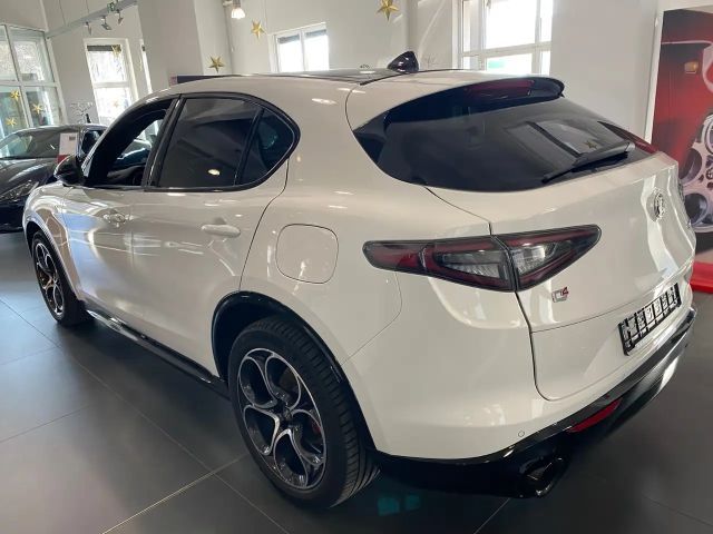 Alfa Romeo Stelvio Q4 Veloce
