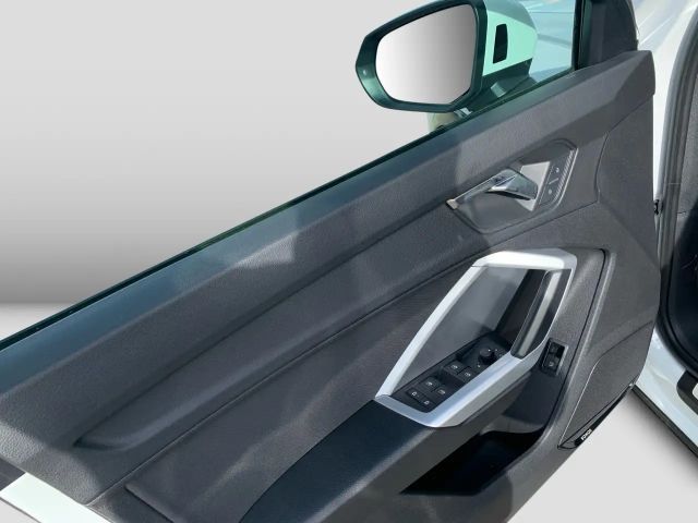 Audi Q3 S-Line S-Tronic