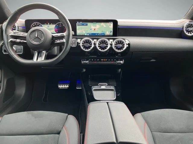 Mercedes-Benz CLA 200 CLA 200 d Shooting Brake