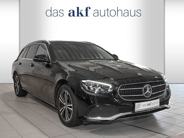 Mercedes-Benz E 220 AVANTGARDE E 220 d Estate