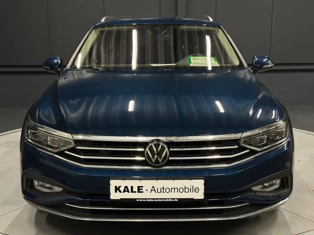 Volkswagen Passat Elegance Elegance Pro Variant