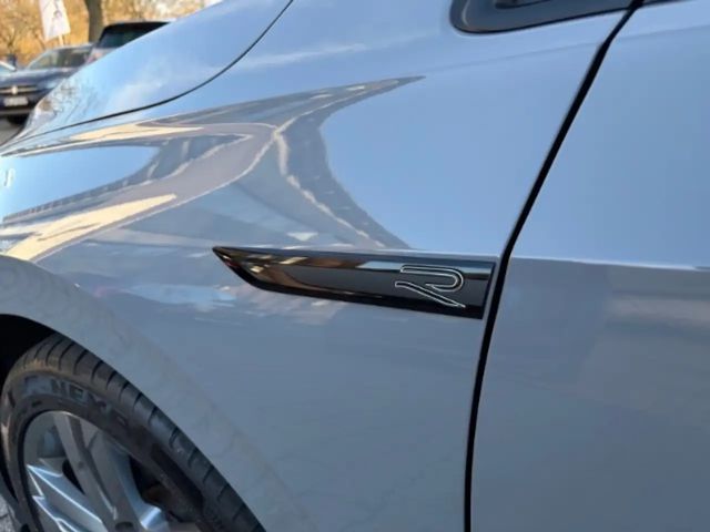 Volkswagen Golf 1.5 TSI R-Line Variant