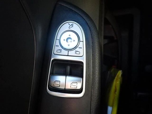 Mercedes-Benz V 220 V 220 d