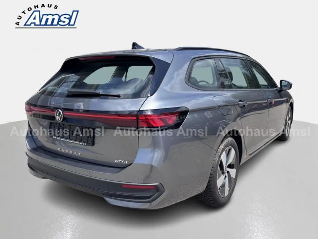 Volkswagen Passat 1.5 eTSI DSG Variant