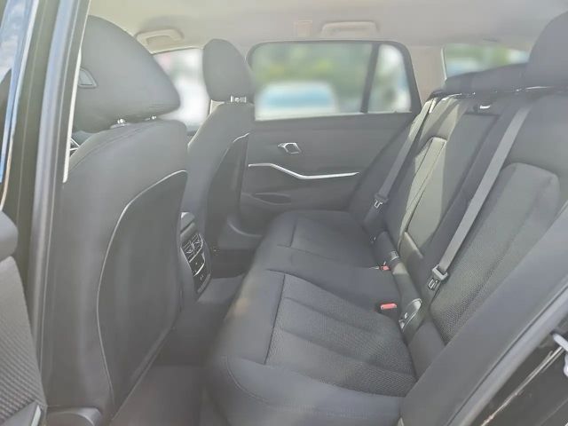 BMW 318 318d Touring