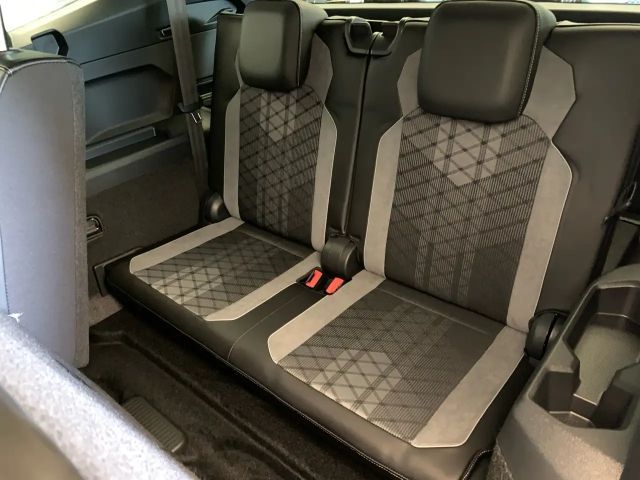 Volkswagen Tiguan Allspace R-Line