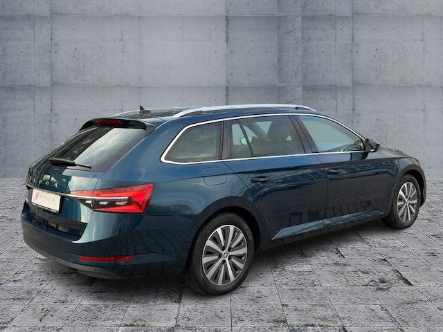 Skoda Superb 2.0 TDI Combi Style Style