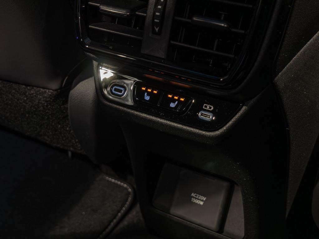 Lexus RZ Luxury Line